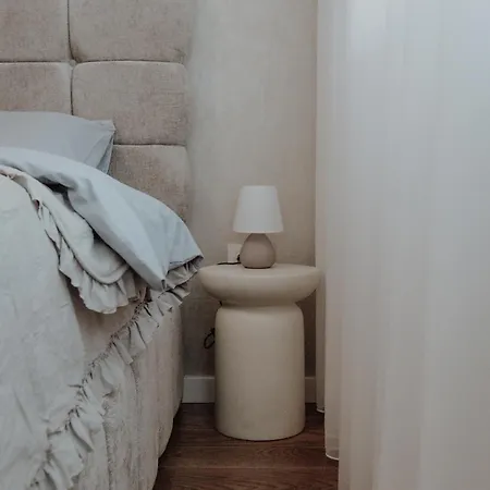 Bluxe Apartment