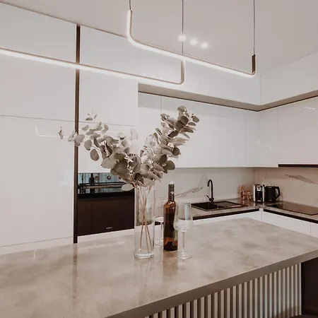 Апартаменты Bluxe *